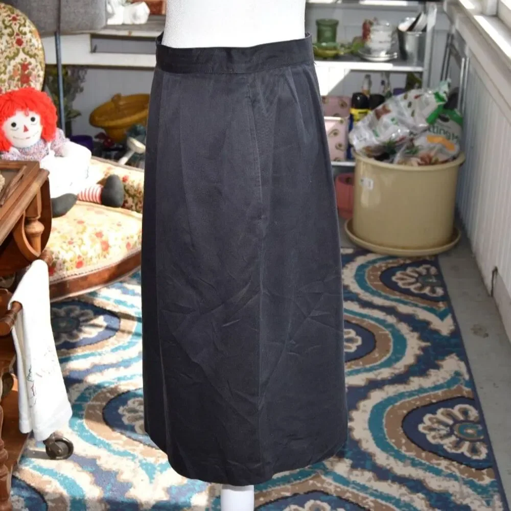 Vintage Burberrys Slate Pencil Skirt 29